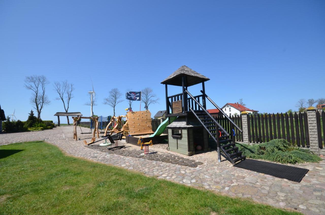 Pod Strzecha Hotel Ujście-Darłowskie Kültér fotó